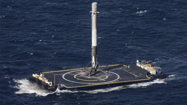 083016-crs8-booster2.jpg