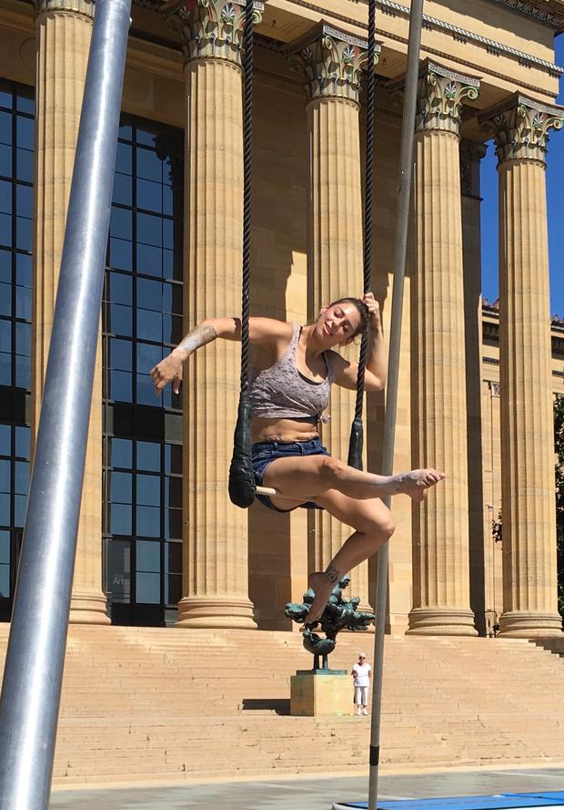 Nicole Burgio on trapeze on the steps of the Philadelphia Museum of Art3 