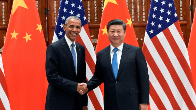 Chinese President Xi Jinping and President Obama shake hands during their meeting at the West Lake State Guest House in Hangzhou, China, Sept. 3, 2016. 