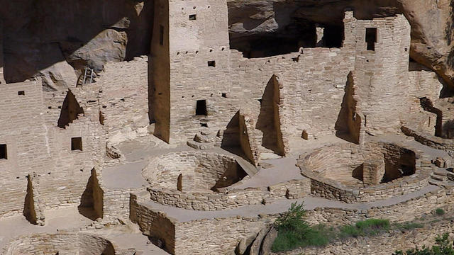 on-the-trail-mesa-verde-national-park-cliff-dwelling-promo.jpg 