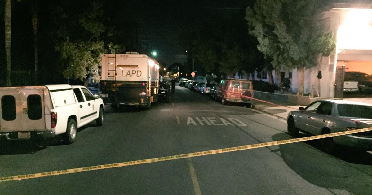 Deadly Shooting Investigation Underway In Sylmar - CBS Los Angeles