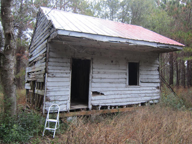 smithsonian-nmaahc-edisto-slave-cabin.jpg 
