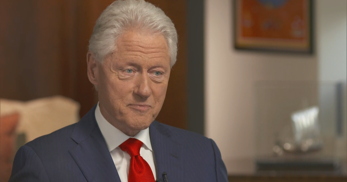 Bill Clinton Opens Up About Hillary Clinton's Struggle To Appeal To 