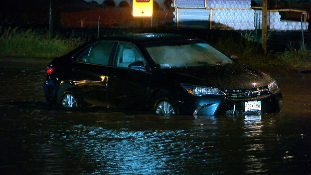 submerged-cars-_0922t054213-mov-2.jpg 