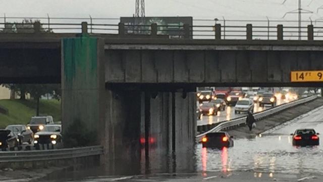 8-mile-flooding.jpg 