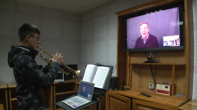 hartman-afghan-trumpet-1.jpg 