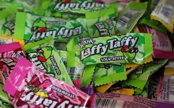 halloweencandy-southdakota-laffytaffy.jpg