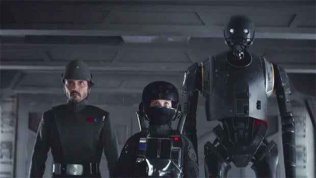 rogue-one-diego-luna-felicity-jones-robot-k-2so-620.jpg 