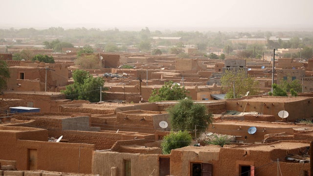 Satellite dishes are seen on houses in Agadez, Niger, May 5, 2016. 