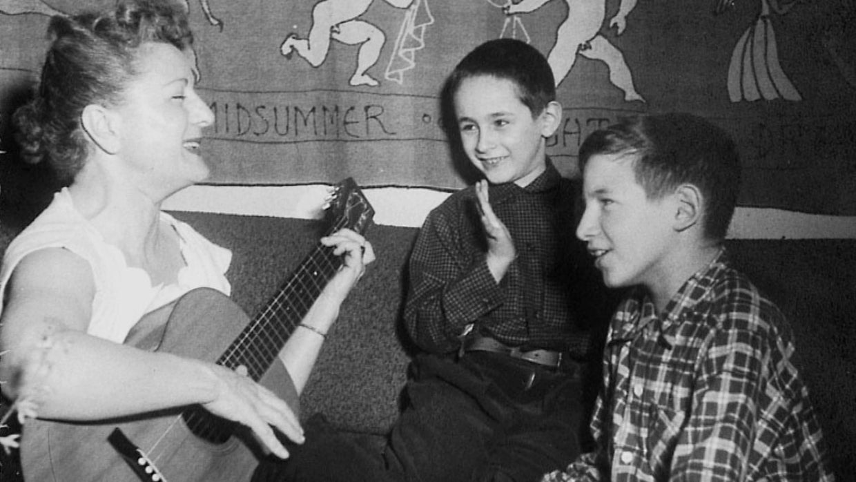 The Rosenberg boys: The Cold War's most famous orphans - CBS News