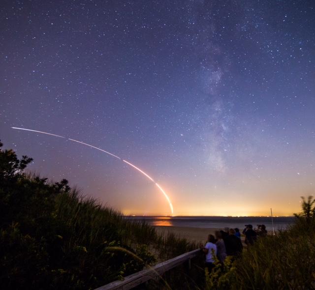 In dramatic return to flight, Antares rocket delivers - CBS News