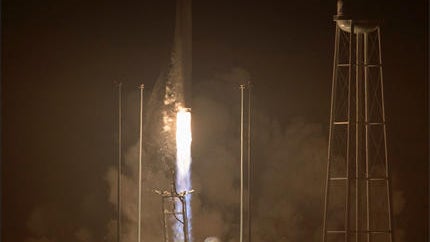 101716-launch2.jpg 