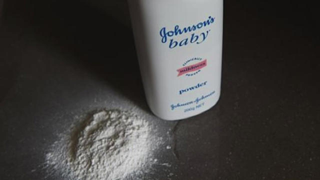 johnsons-baby-powder.jpg 
