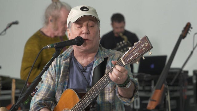 paul-simon-on-guitar-promo.jpg 