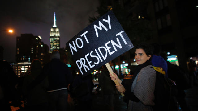 trump_protest_gettyimages-622089640.jpg 