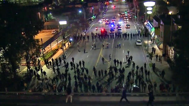 Oakland Anti-Trump Protest March Downtown (CBS) 