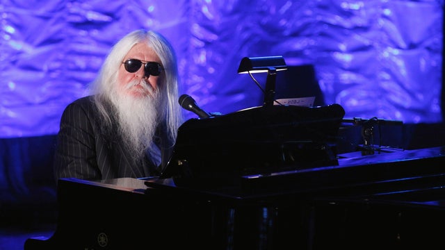 2016-11-13t144431z-1686778884-tm3ecbd0qz301-rtrmadp-3-people-leonrussell.jpg 
