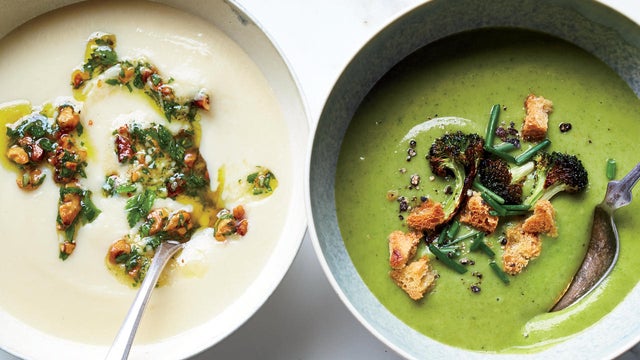 food-and-wine-broccoli-spinach-soup-crispy-broccoli-florets-and-croutons-promo.jpg 
