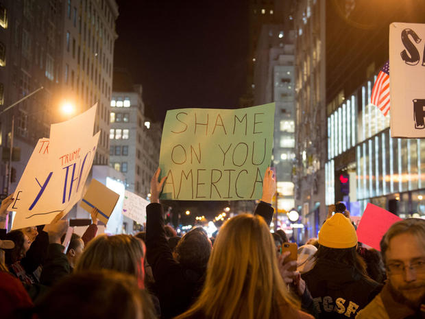 trump-protests-gettyimages-623045672.jpg 