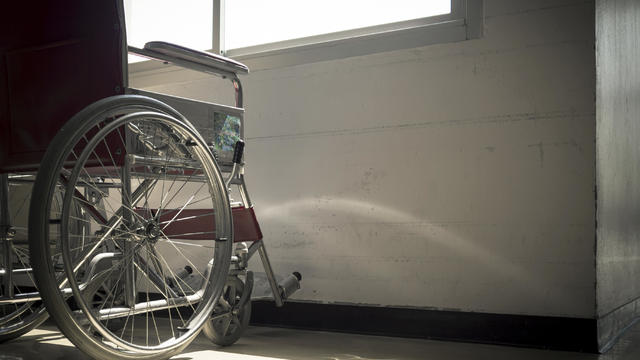 wheelchair.jpg 