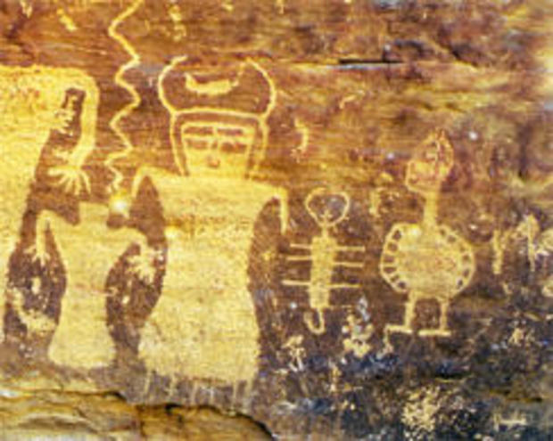 anasazi-petroglyph-of-anthropomorphs-a-scorpion-and-a-turkey-nine-mile-canyon-utah-verne-lehmberg-244.jpg 