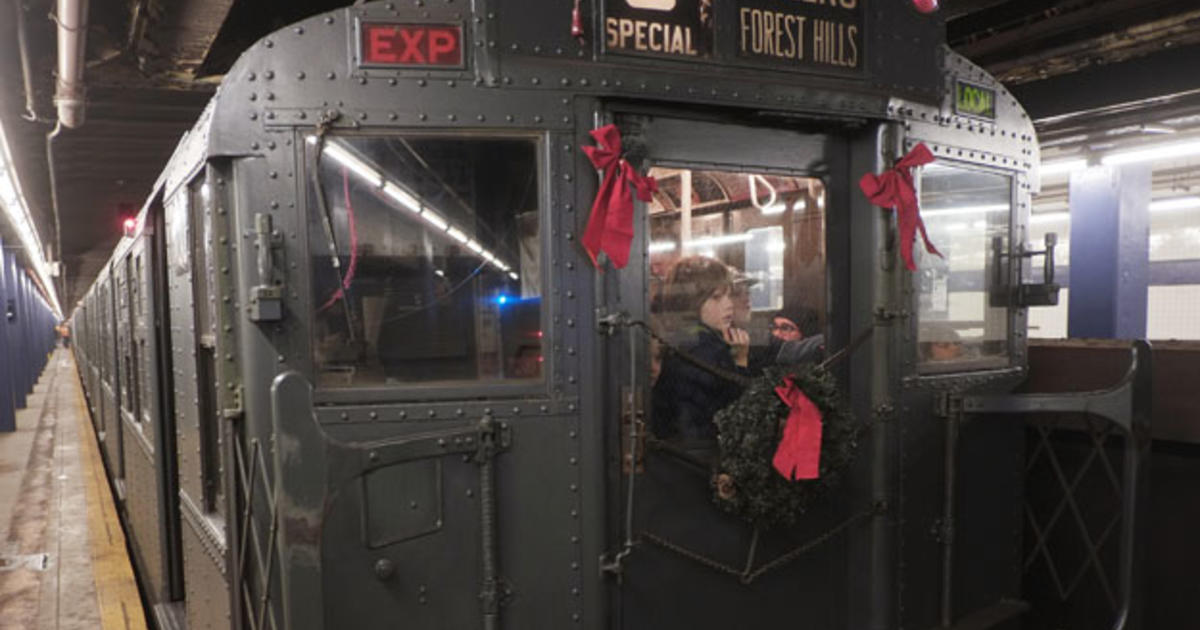 NYC's Holiday Nostalgia Train Comes To Life Along Second Avenue Line