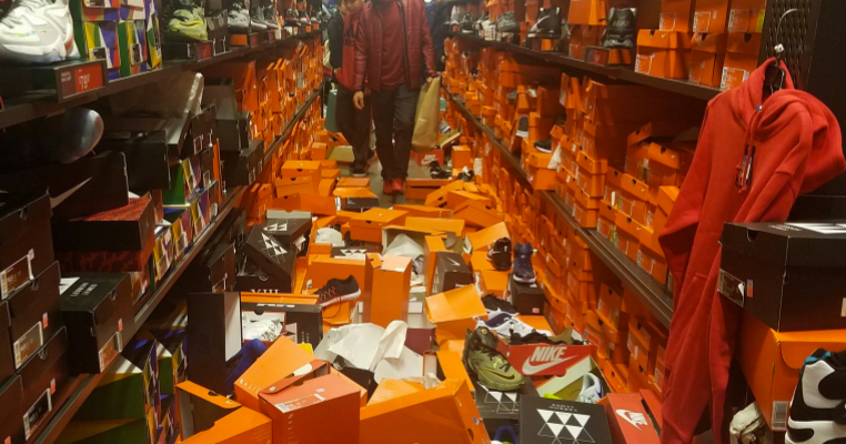 Seattle Nike store gets completely trashed by Black Friday