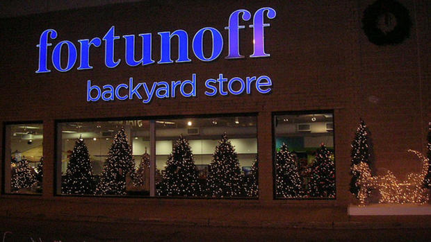 Christmas Stores -- Fortunoff 