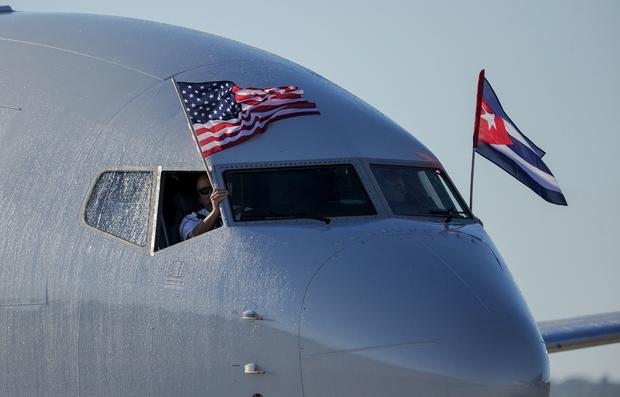 TOPSHOT-CUBA-US-COMMERCIAL-FLIGHT 