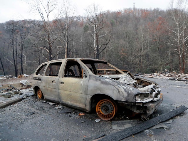 tennessee-wildfire-ap-16335850866735.jpg 