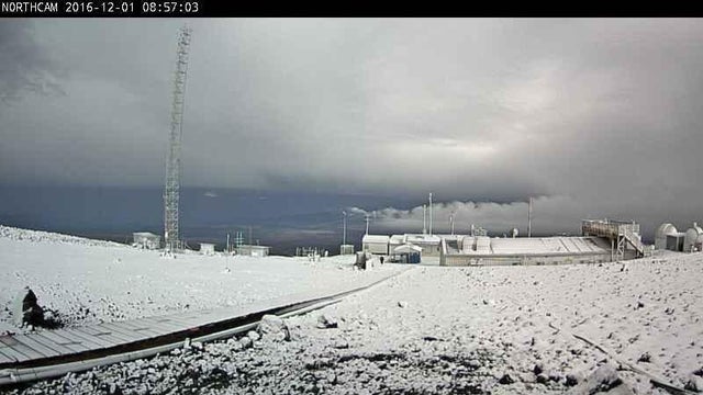 mauna-loa-snow-2016-12-1.jpg 