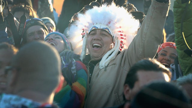 sioux-celebration-dakota-access-pipeline-victory-getty-627702086.jpg 