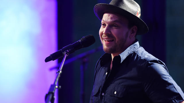 gavindegraw.jpg 