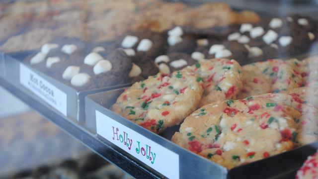 holly-jolly-cookie-good-chrystal-baker.jpg 