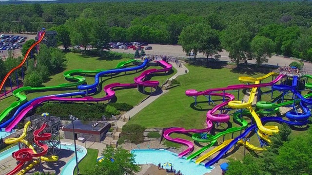 outdoor-waterpark-header-1920x600-c-default.jpg 