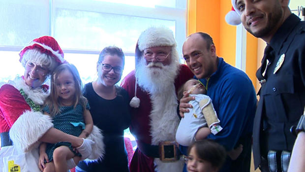 Joe DiMaggio Children's Hospital - Santa Claus 