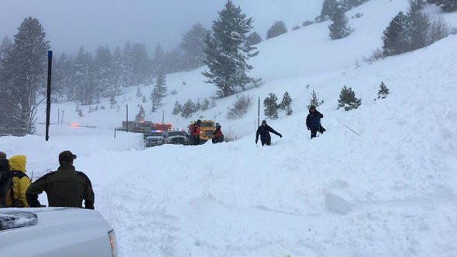 mt-rose-avalanche-truckee-meadow-fire-department-photo.jpg 