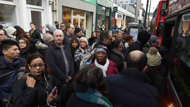 london-tube-strike-631310170.jpg 