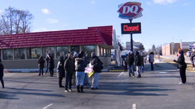 closed-dairy-queen-zion-illinois-racial-slur-010717.jpg 