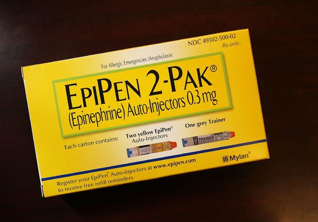 EpiPen Prices Soar, Rattling Consumers 