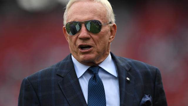 6-jerry-jones.jpg 