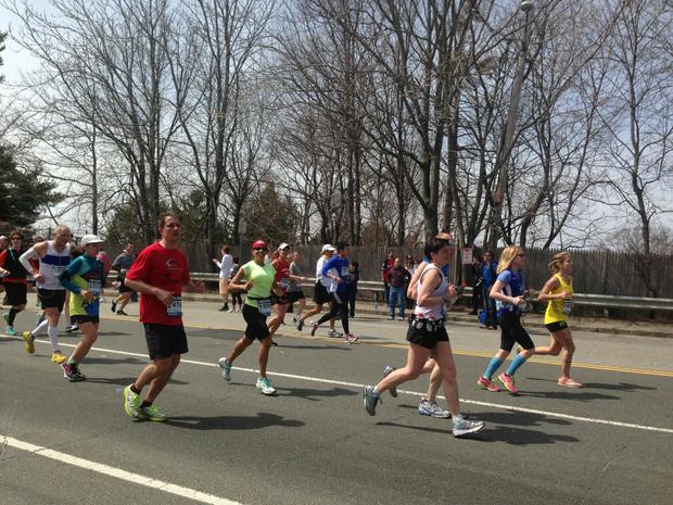 Lisa Bean running 2013 Boston Marathon 