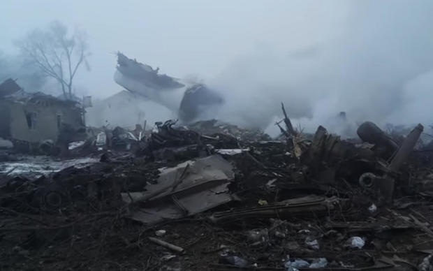 boeing-747-cargo-plane-crash-kyrgyzstan-aftermath-residential-area-011617.jpg 