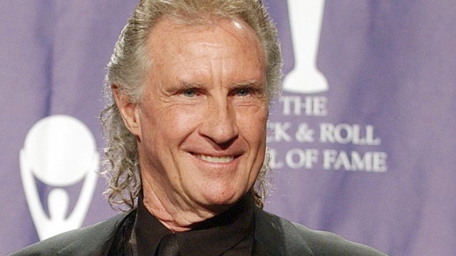 bill-medley-ap-17028106982771.jpg 