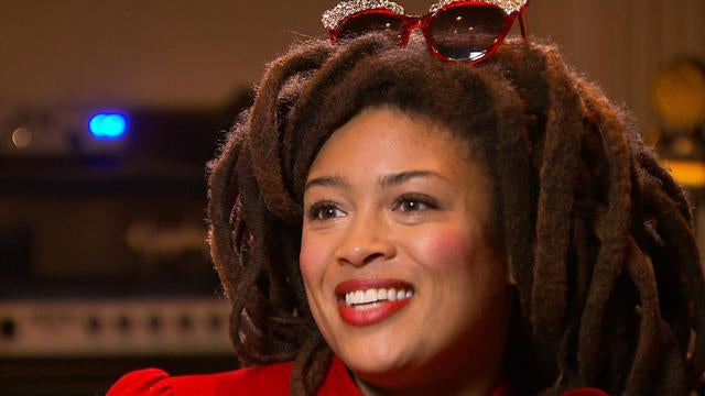 mason-valerie-june-satmo-webxtra-1245630-640x360.jpg 