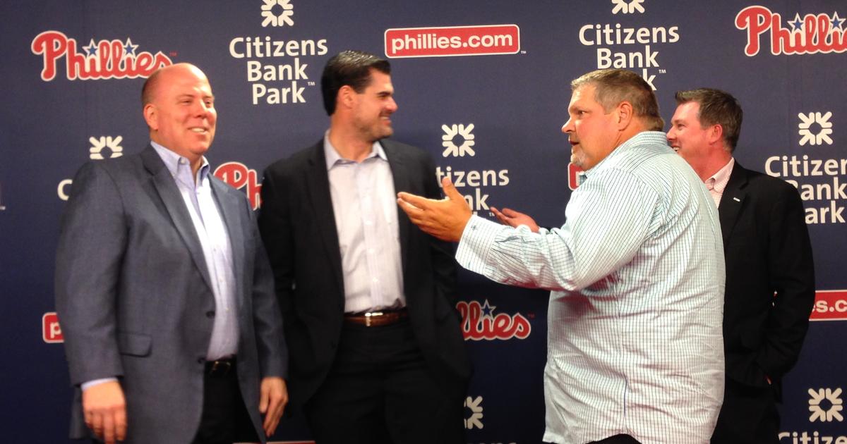John Kruk was miserable in the stands during Phillies' blowout win