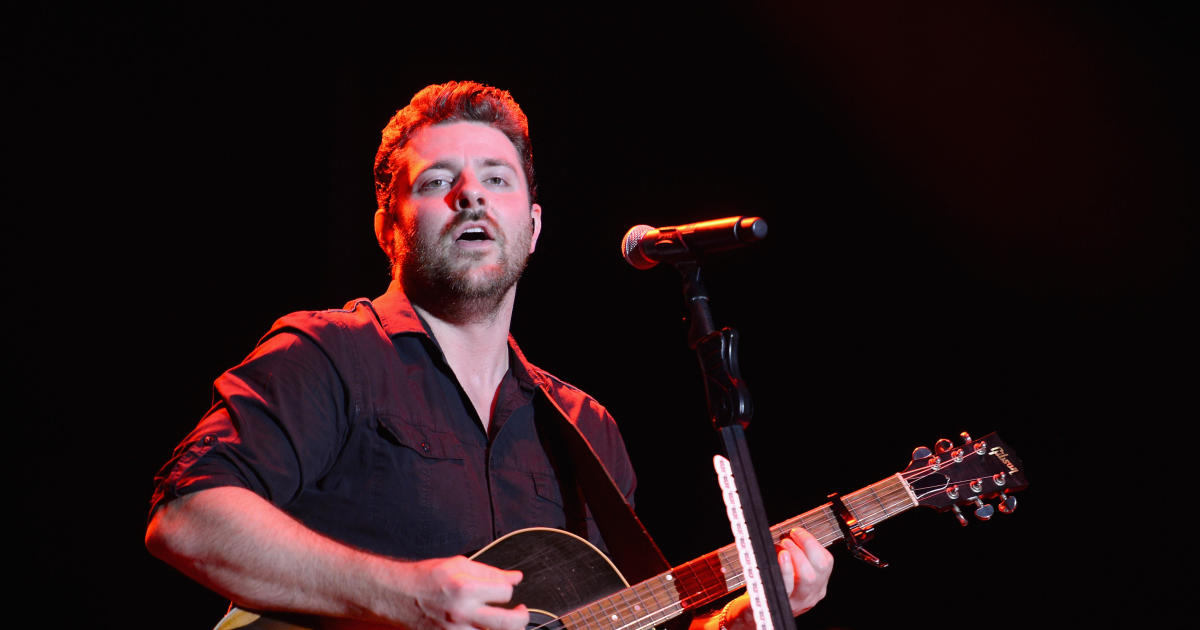 Chris Young announces $100K donation for Hurricane Harvey relief - CBS News