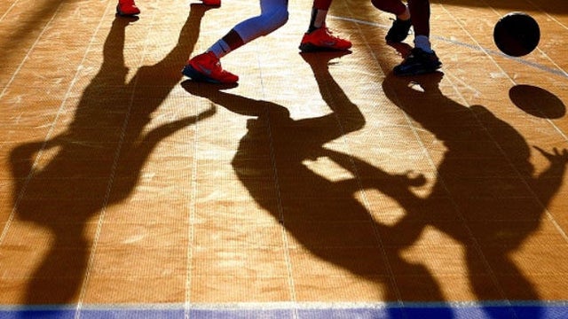 generic-girls-basketball-game-action.jpg 