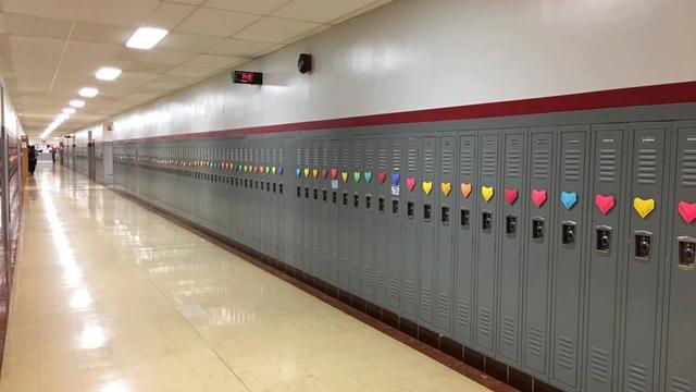 lockers.jpg 