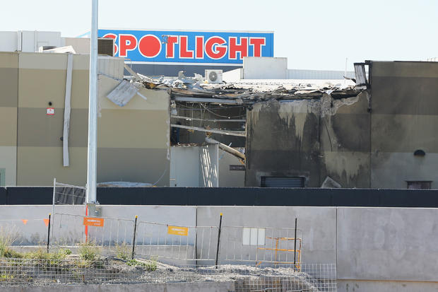 Plane Crashes Near Melbourne Shopping Centre 